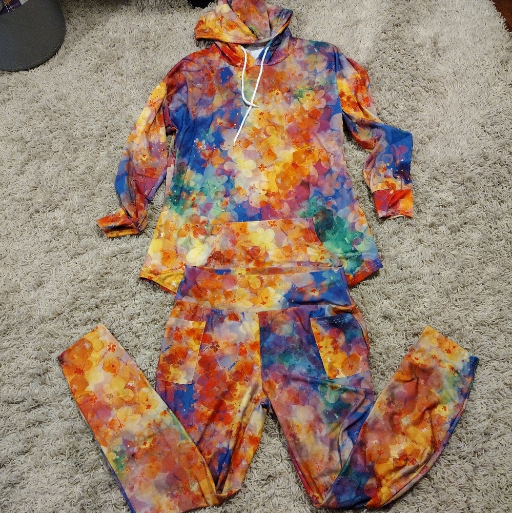 Hoodie and Legging set ptp 23 pockets on leggings and kangaroo on hoodie